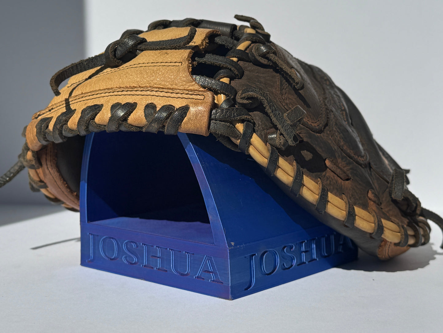 CATCHER GLOVE BONE (LEFT HAND CATCH, RIGHT HAND THROW)