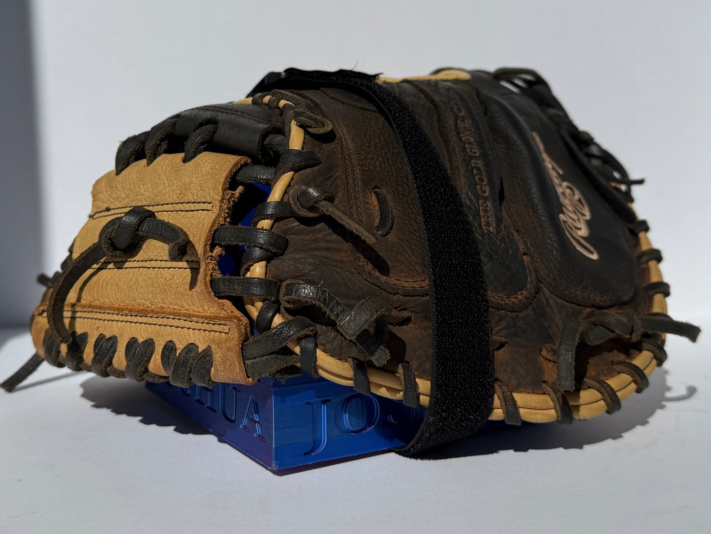 CATCHER GLOVE BONE (LEFT HAND CATCH, RIGHT HAND THROW)