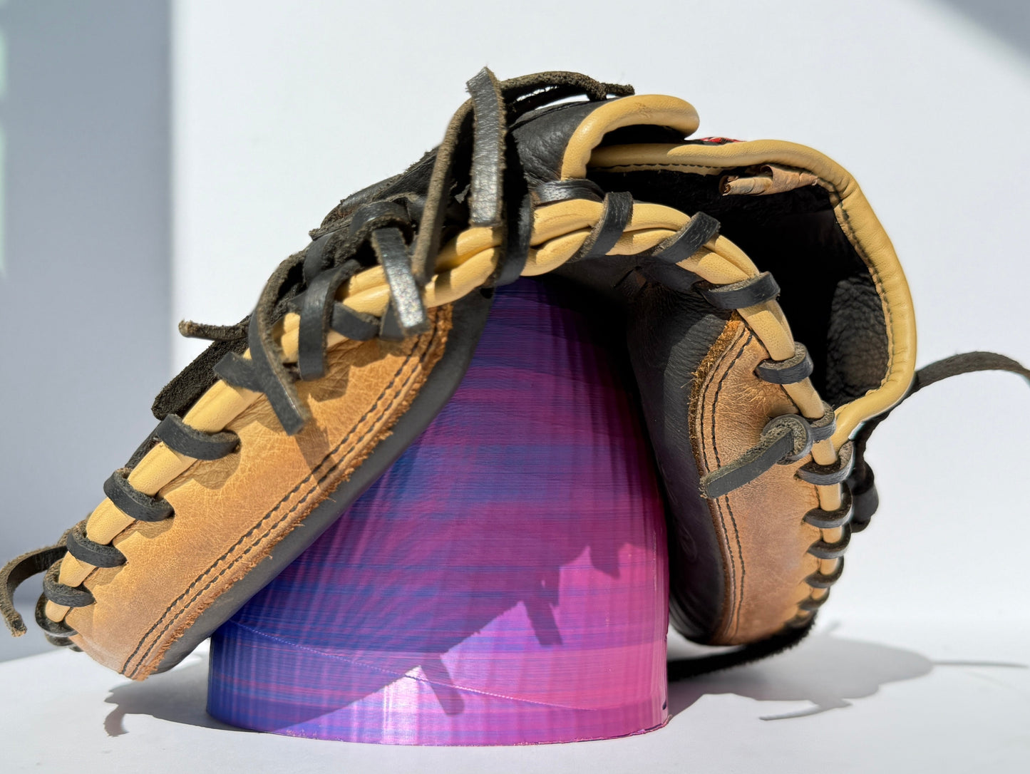 CATCHER GLOVE BONE (LEFT HAND CATCH, RIGHT HAND THROW)