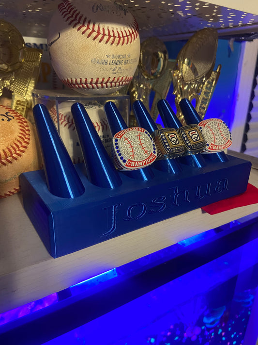 Award Ring Vallet